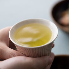 画像をギャラリービューアに読み込む, 中里花子 しのぎカップ