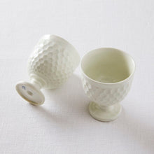 画像をギャラリービューアに読み込む, 阿部春弥 白磁しのぎ亀甲ゴブレット