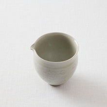 画像をギャラリービューアに読み込む, 齋藤有希子 牡丹唐草白釉茶海