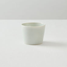 画像をギャラリービューアに読み込む, 稲村真耶 白磁蕎麦猪口