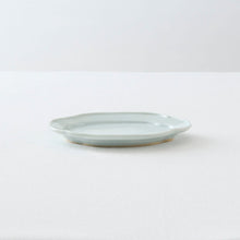 画像をギャラリービューアに読み込む, 土井善男 乳白釉木瓜板皿