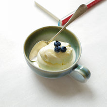 画像をギャラリービューアに読み込む, SAKUZAN 作山窯「ティーカップ」