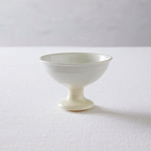 画像をギャラリービューアに読み込む, 中里花子 脚付小鉢