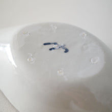 画像をギャラリービューアに読み込む, 安齋新・厚子 白磁染付ふね