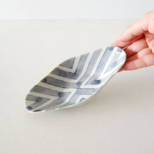 画像をギャラリービューアに読み込む, 安齋新・厚子 白磁染付ふね