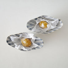 画像をギャラリービューアに読み込む, 安齋新・厚子 白磁染付ふね