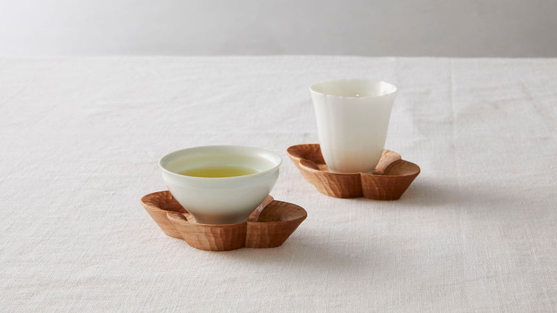 お昼はお茶に、夜は晩酌に。南裕基「茶托」