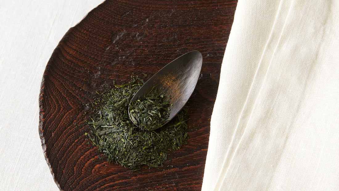 お茶がさらに愛おしくなる茶道具。南裕基「茶さじ（しずく）」