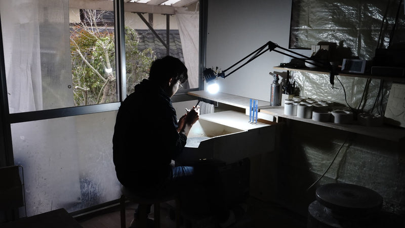 作り手のことば「お茶の味や香りをストレートに表現できるのは、白磁の誇るべき才能」陶芸家・色原昌希さんインタビュー