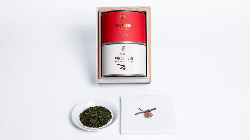 2023年の「無病息災」を願うお茶「金粉入り大福茶(桐箱入り)」とお菓子「福俵 ふくたわら」発売！