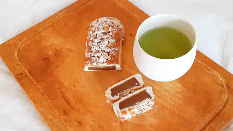 【お菓子とお茶】信濃路 銘菓うさぎやの「くるみそば 」と「010 ふくみどり」で新春のお茶時間を楽しむ