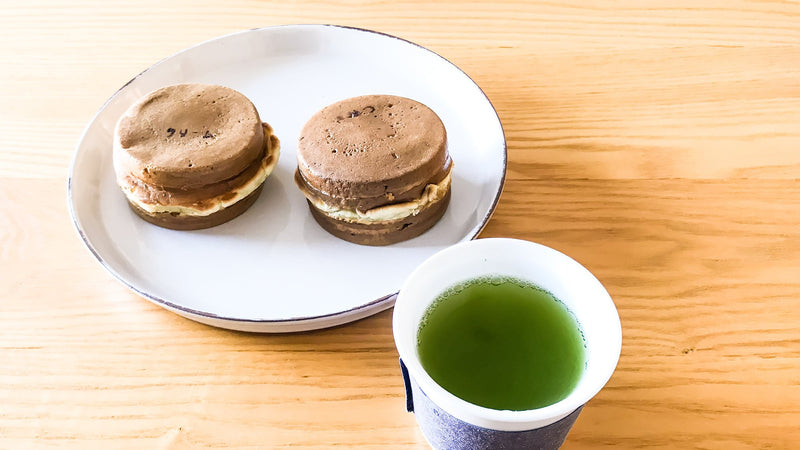 【お菓子とお茶】東京茶寮がある街で見つけた。カスタードの今川焼と「037 つゆひかり 大山」