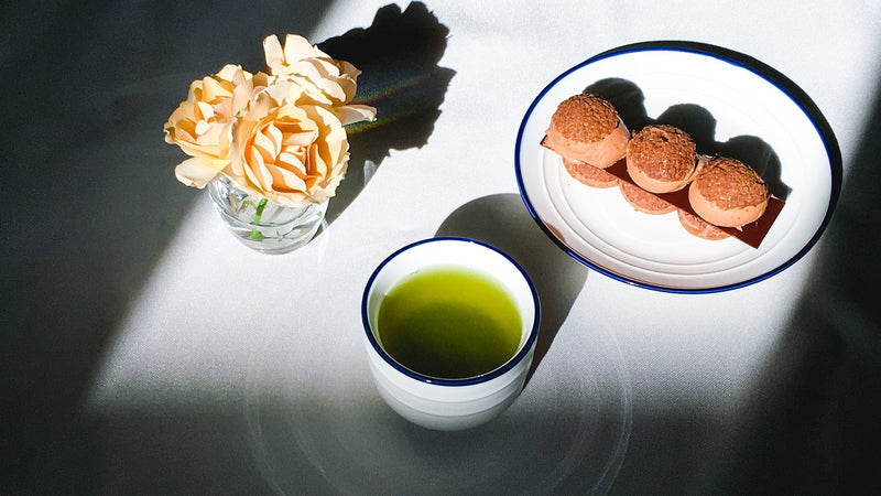 【お菓子とお茶】地球の裏側から東京へ！green bean to bar CHOCOLATEの「エクレア」と「040 静7132」でカカオハンティングの旅