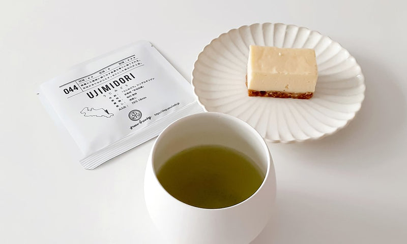 【お菓子とお茶】しっとり濃厚チーズケーキ！胡桃たっぷり御菓子処 花岡の「胡桃の醍醐味」と「044 うじみどり」