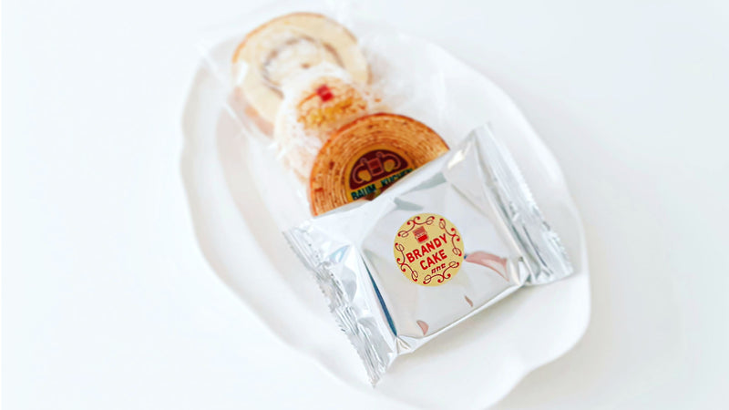 【お菓子とお茶】ずっと変わらない味。タカセの「ブランデーケーキ」と「006 ゆたかみどり 知覧」
