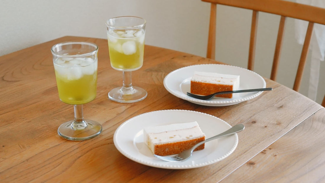 お菓子とお茶｜夏限定！  古都美「瀬戸内レモンのフロマージュ・キュイ」と「059 釜炒りかなやみどり」