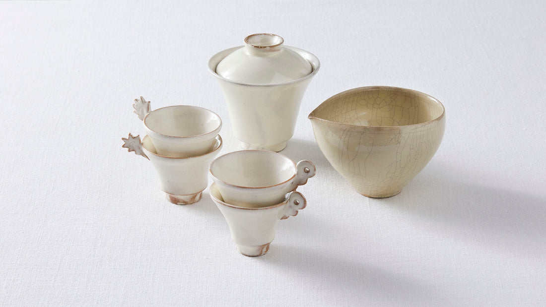 美しい造形を眺めて。荒賀文成さんの茶道具
