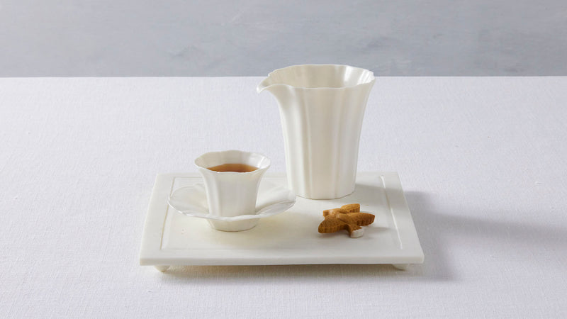 白の奥行きを感じる磁器。色原昌希さんの器
