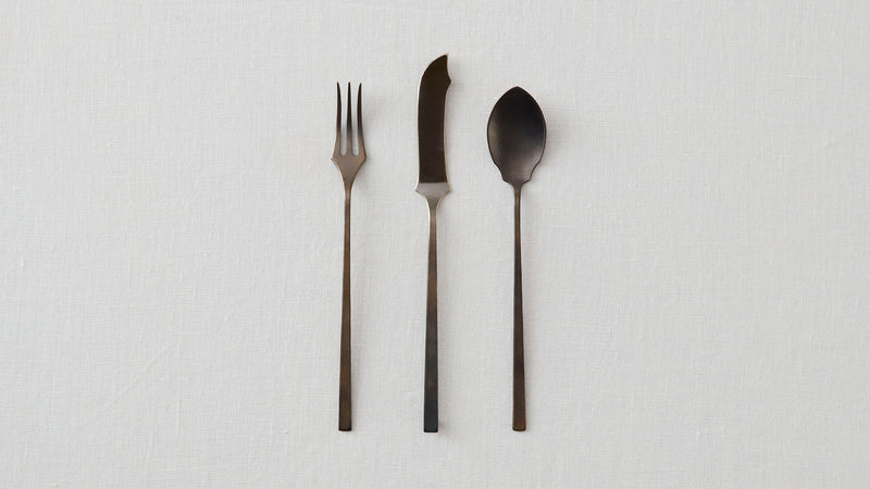 添えれば、食卓が「絵」になる。樫原ヒロさんのカトラリー