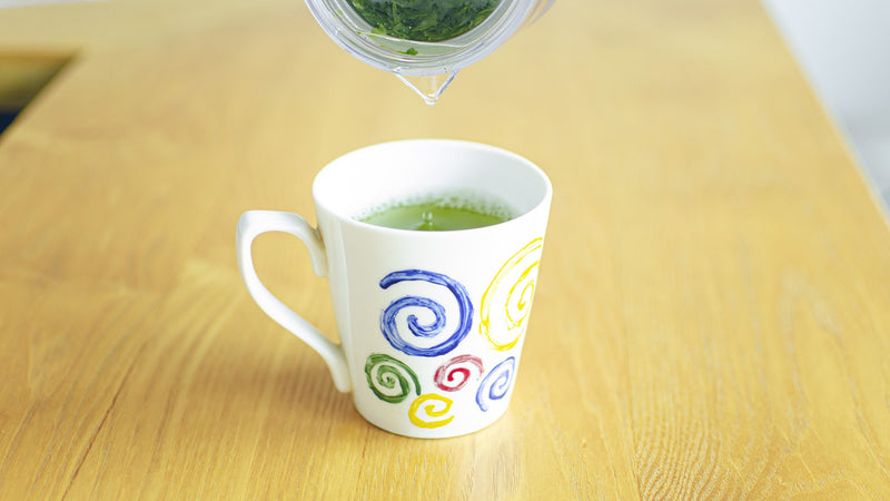 わたしの茶道具〈MY TEA TOOL.〉07「台湾で絵付けしたマグカップ」東京茶寮・バリスタ／小野寺友麻