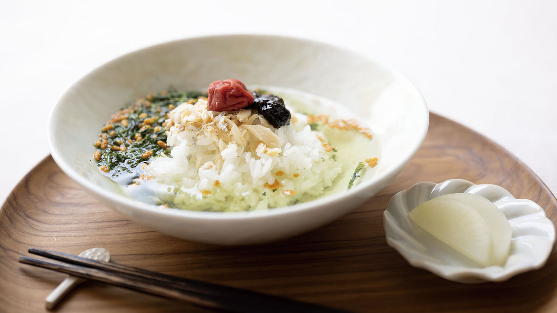 茶葉ごと食べる「玄米茶」のお茶漬けレシピ