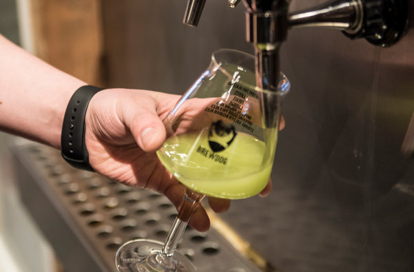 【BrewDog×東京茶寮】ビールサーバーから注ぐ新感覚の日本茶「NITRO Green Tea」がBrewDog Roppongiにて、3/20（火）から一ヵ月限定で販売開始！