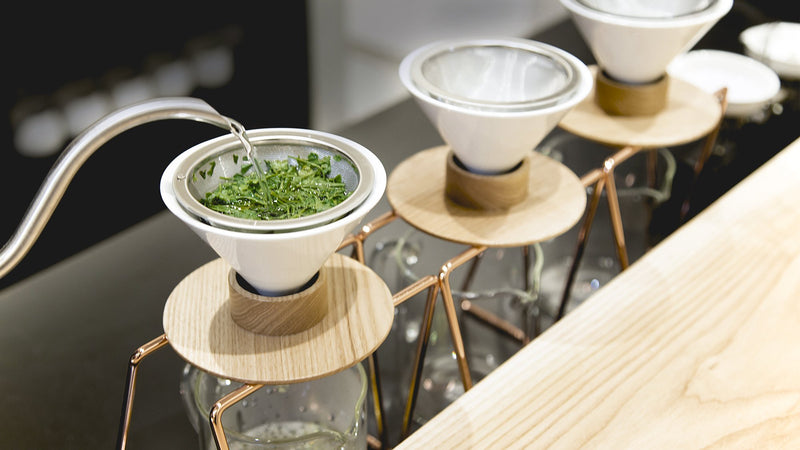 お茶に含まれるカフェインの特徴とは？カフェインにまつわる日本茶の淹れかたもご紹介