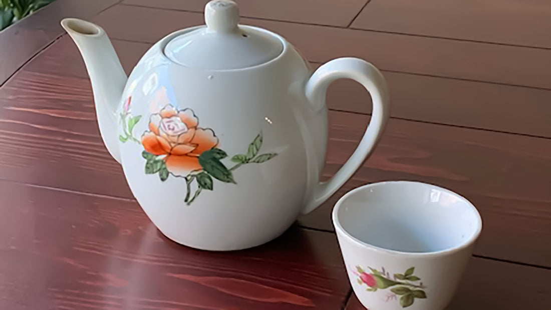 わたしの茶道具「上海で出会った、お茶の時間を彩る急須と茶杯」中華可菜飯店／五十嵐可菜さん