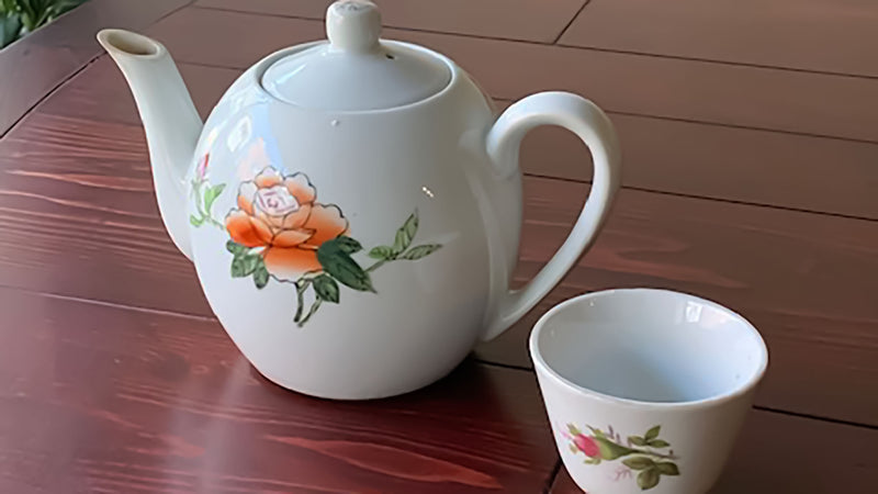 わたしの茶道具「上海で出会った、お茶の時間を彩る急須と茶杯」中華可菜飯店／五十嵐可菜さん