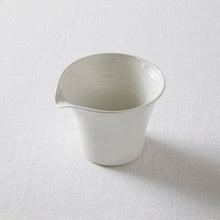 画像をギャラリービューアに読み込む, 中村豊実 茶海・円柱・白
