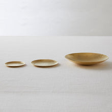 画像をギャラリービューアに読み込む, 三輪周太郎 真鍮製丸皿
