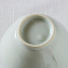 画像をギャラリービューアに読み込む, 渡辺キエ 一輪挿し
