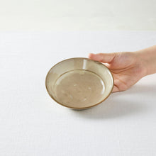 画像をギャラリービューアに読み込む, 荒賀文成 ヒビ粉引き取り皿

