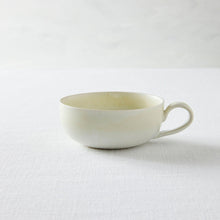 画像をギャラリービューアに読み込む, SAKUZAN 作山窯「ティーカップ」
