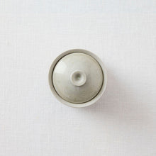 画像をギャラリービューアに読み込む, 齋藤有希子 牡丹唐草蓋碗
