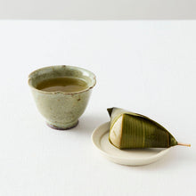 画像をギャラリービューアに読み込む, 酒匂ふみ 灰白花湯呑
