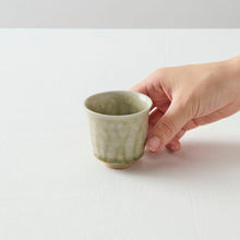 画像をギャラリービューアに読み込む, 中村譲司 灰釉茶杯
