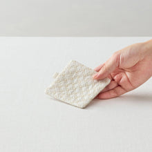 画像をギャラリービューアに読み込む, カラー:白
