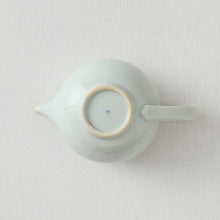 画像をギャラリービューアに読み込む, 稲村真耶 白磁ポット
