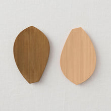 画像をギャラリービューアに読み込む, 紀平佳丈 蓮弁皿
