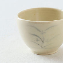 画像をギャラリービューアに読み込む, タナカシゲオ 青花秋草文坏（約40ml）
