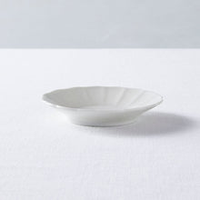 画像をギャラリービューアに読み込む, Eliu 小皿輪花
