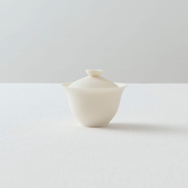 林沙也加 蓋碗