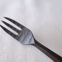 画像をギャラリービューアに読み込む, 南裕基 フォーク
