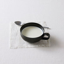 画像をギャラリービューアに読み込む, SAKUZAN 作山窯「ティーカップ」
